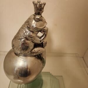 Metal tone Prince Charming Frog figurine